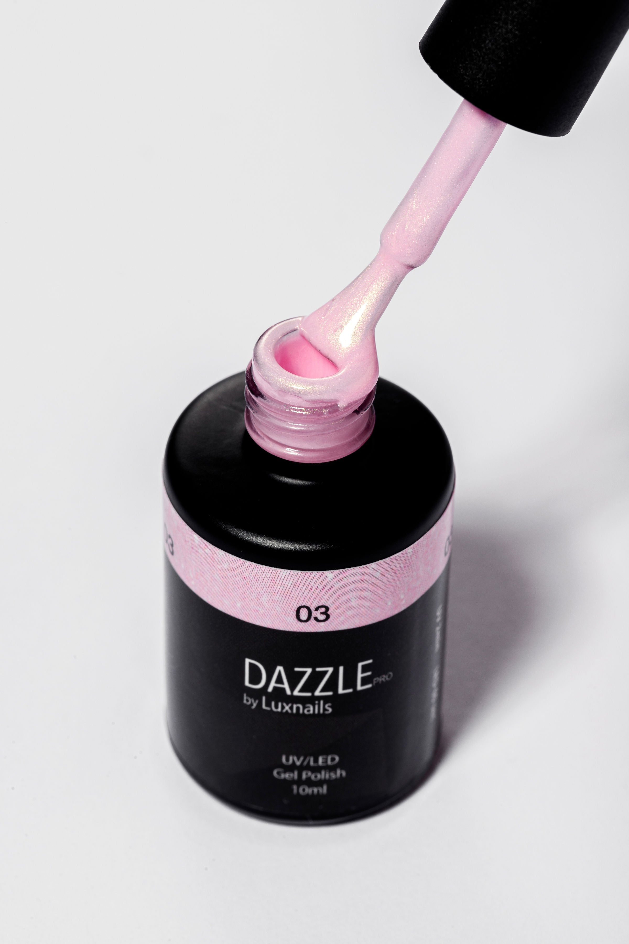 DAZZLE  Gel Polish    #03, 10 ml