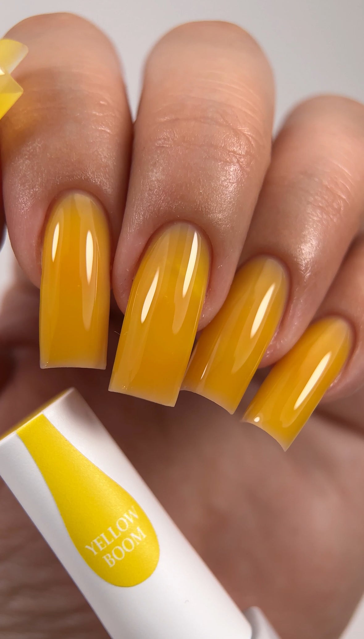 JOIA  PolyLiquid Gel vegan  Yellow Boom 8ml