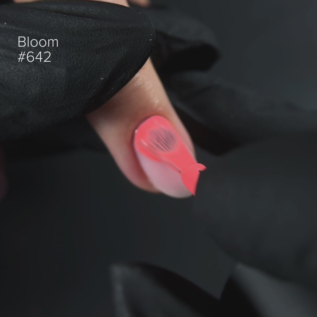 Video laden: Kinetics Nagellack SolarGel #642 BLOOM 15ml