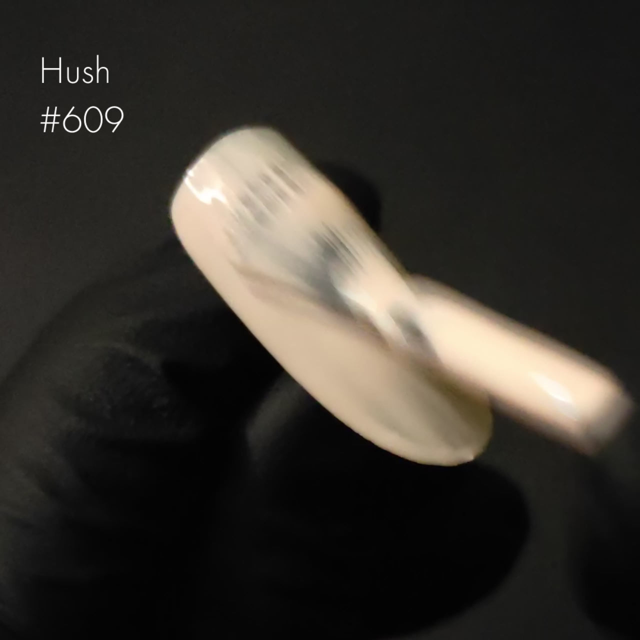 Video laden: Kinetics Nagellack SolarGel #609 HUSH 15ml