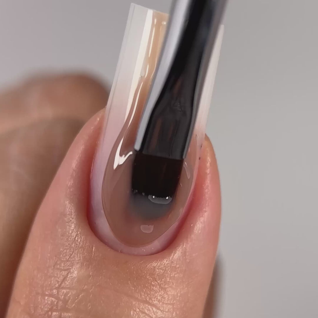 Video laden: JOIA Creamy Builder Gel vegan 034 Toffee Glow 15ml