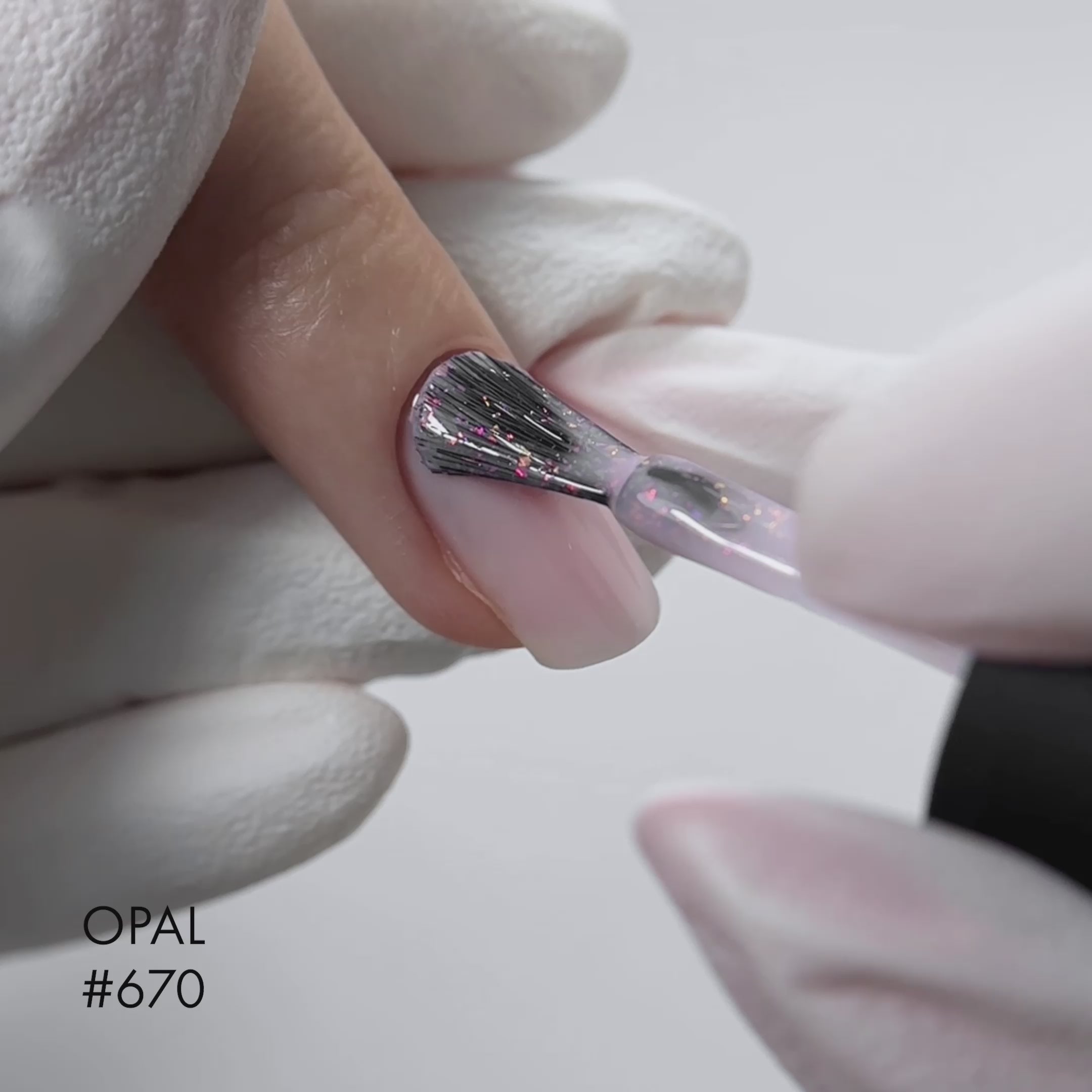 Video laden: Kinetics Nagellack SolarGel #670 Polish Opal 15ml
